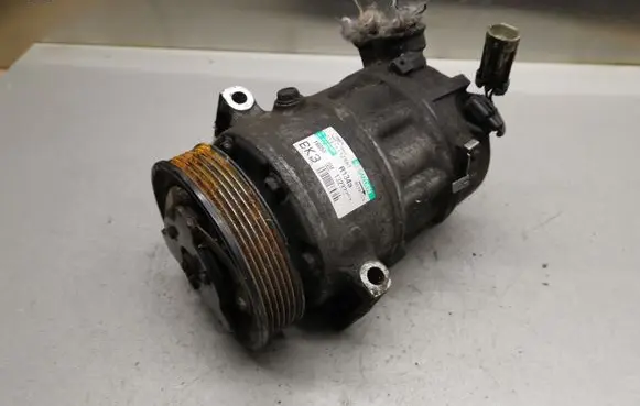 Opel Insignia A Air conditioning (A/C) compressor (pump) 13232307