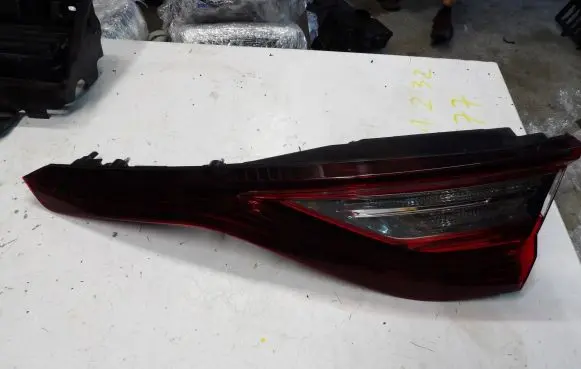 Renault Megane IV Tailgate rear/tail lights 265506075R