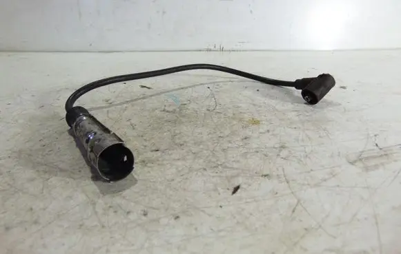 Volkswagen Golf III Ignition plug leads 036035255E
