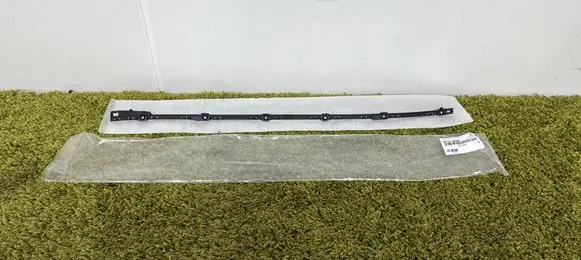 Hyundai Elantra VI Windshield trim 86137-g3000