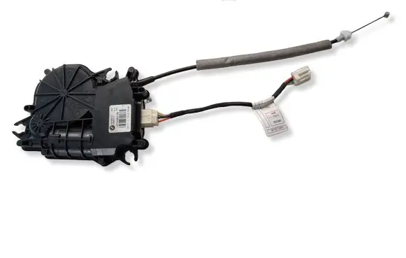 BMW 2 F46 Tailgate boot lock/latch motor C27838104 UA734853109