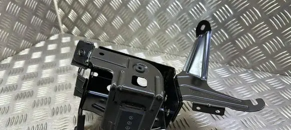 Battery tray