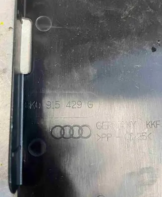 Audi A6 C7 Battery box tray cover/lid 8k0915429g
