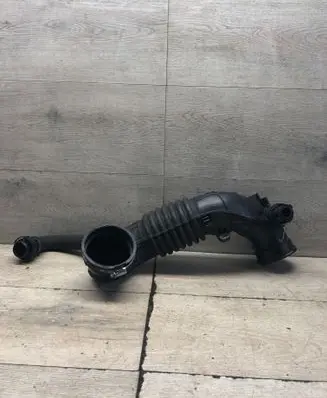 BMW 5 F10 F11 Other engine bay part 586509