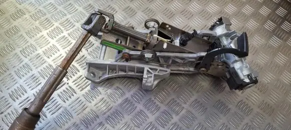 Ford Focus Steering wheel axle 4m513c529gc 4m51-3c529-gc