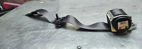 Opel Corsa E Rear seatbelt 609160500D 150701