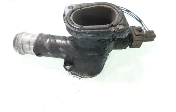 Volkswagen Golf IV Engine coolant pipe/hose 038121133A