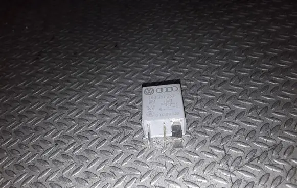 Skoda Octavia Mk2 (1Z) Other relay 1K0951253