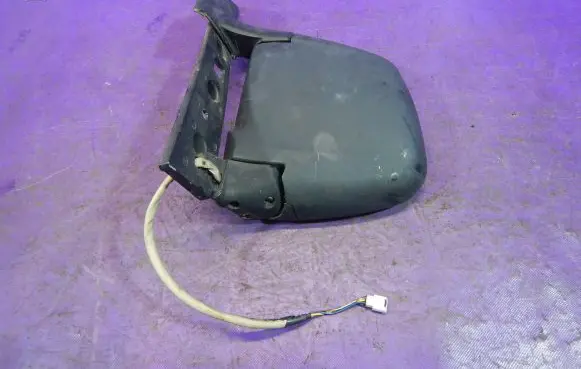 Hyundai H-1, Starex, Satellite Front door electric wing mirror