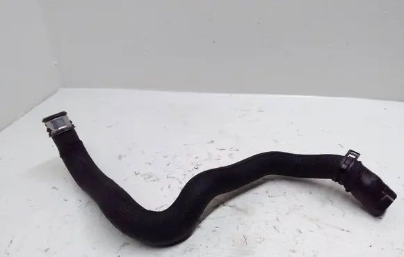 Mercedes-Benz S W221 Engine coolant pipe/hose