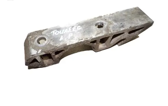 Volkswagen Touareg II Sway bar bush bracket, front 7L0411063B