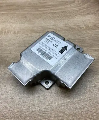 Opel Vectra C Airbag control unit/module 13102022