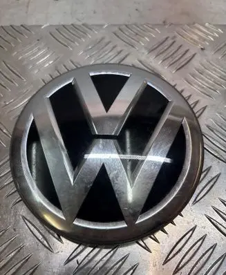 Volkswagen PASSAT B8 Manufacturer badge logo/emblem 3G0853601A