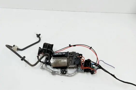 Porsche Taycan 9J1 Air suspension compressor/pump 9J1616006D