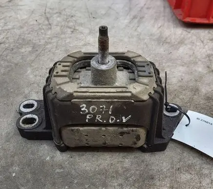 Citroen C5 Engine mount bracket 86945E01