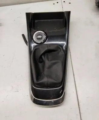 Nissan Pulsar Gear shifter surround trim plastic 9930149