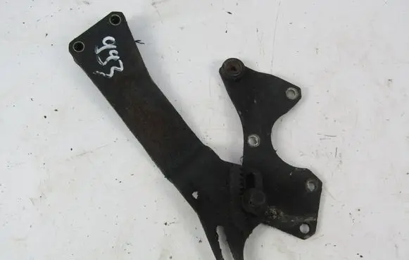 Audi 80 90 S2 B4 Generator/alternator bracket 