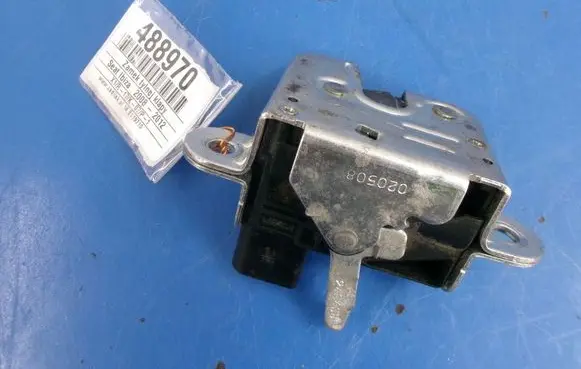 Seat Ibiza IV (6J,6P) Tailgate/trunk/boot lock/catch/latch