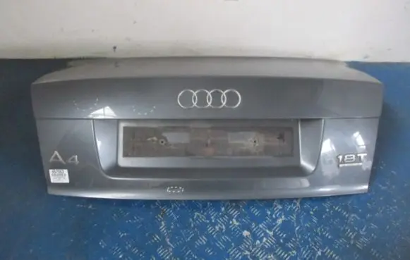 Audi A4 S4 B6 8E 8H Tailgate/trunk/boot lid