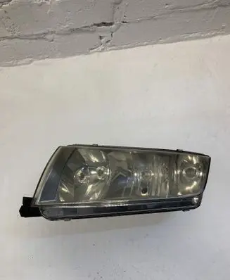 Skoda Fabia Mk1 (6Y) Headlight/headlamp