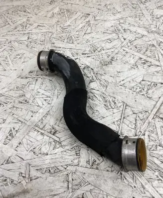 Mercedes-Benz C W204 Engine coolant pipe/hose A2125018282