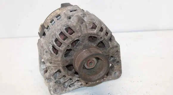 Audi TT Mk1 Generator/alternator 030903023J SG9B013