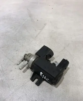 Audi A4 S4 B7 8E 8H Turbo solenoid valve 8E0906627C