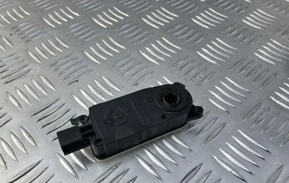 Ford Kuga III Radiator active air flap actuator LX6B-8476-BB
