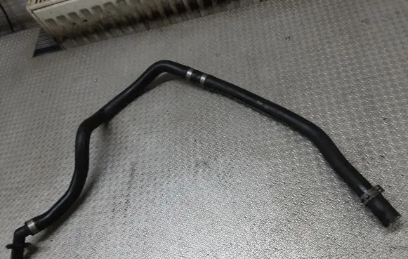 Mercedes-Benz E W211 Engine coolant pipe/hose A2118301296
