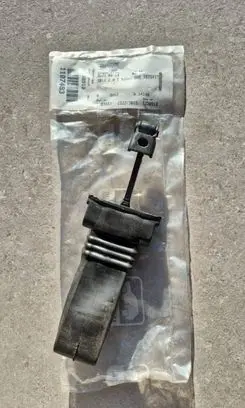 Audi A4 S4 B8 8K Front door check strap stopper 8K0837249C
