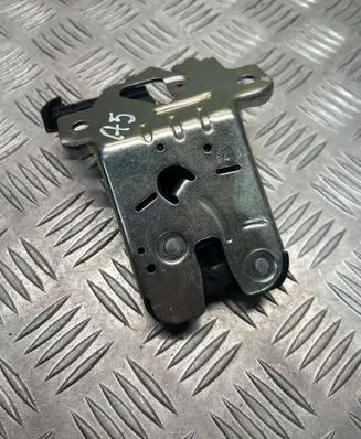 Audi A5 Tailgate/trunk/boot lock/catch/latch 8W0827503