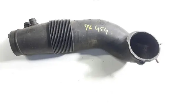 Audi A8 S8 D3 4E Air intake hose/pipe 07L129628E