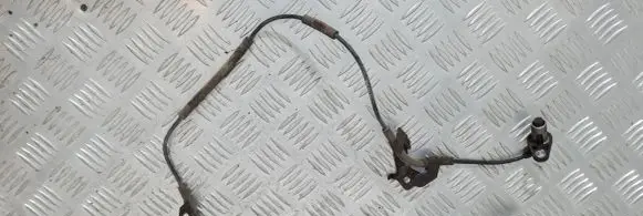 Mitsubishi L200 ABS wheel speed sensor 