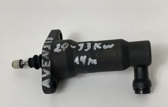 Toyota Avensis T270 Clutch master cylinder