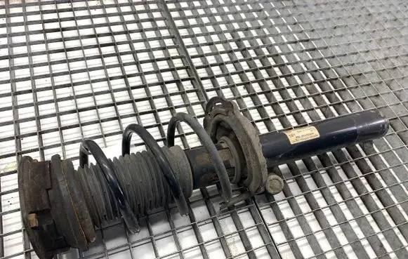Volkswagen PASSAT B8 Front shock absorber/damper 3Q0413031BN