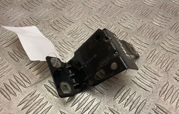 Land Rover Evoque II Fender mounting bracket K8D216E128AD