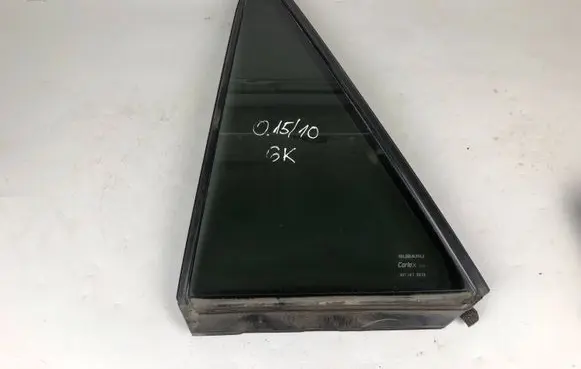 Rear vent window glass