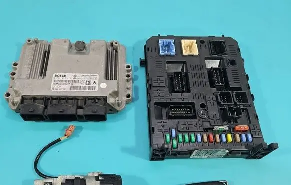 Citroen Berlingo Engine control unit/module ECU 0281013872 IMPRK1570475