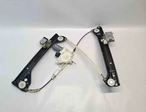 Mercedes-Benz CLA C117 X117 W117 Front door electric window regulator A1177200179 A55383110