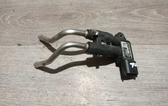Exhaust gas pressure sensor