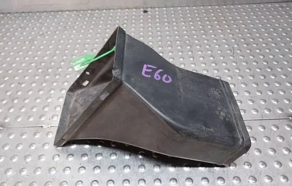 BMW 5 E60 E61 Intercooler air guide/duct channel S27705774 7033703
