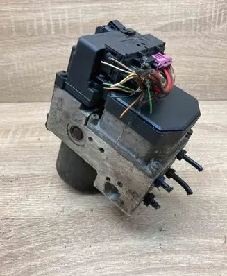 Audi A4 S4 B6 8E 8H ABS Pump 0273004358 8E0614111AH