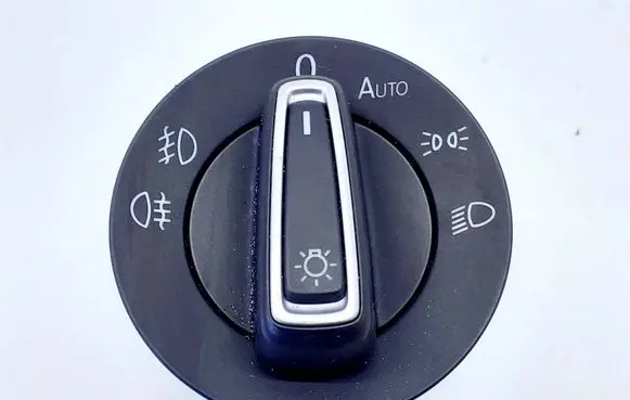 Volkswagen Golf VII Light switch 5G0941431BD