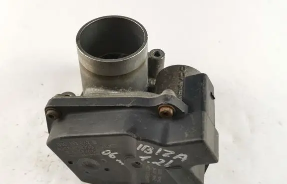 Skoda Fabia Mk1 (6Y) Throttle valve 03C133062B