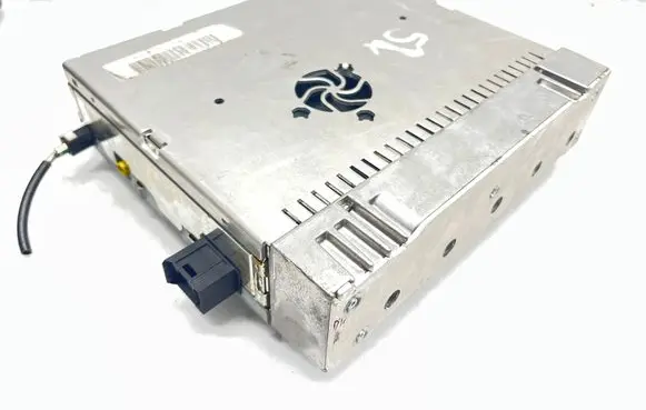 Mercedes-Benz CLS C219 Sound amplifier A2118704089