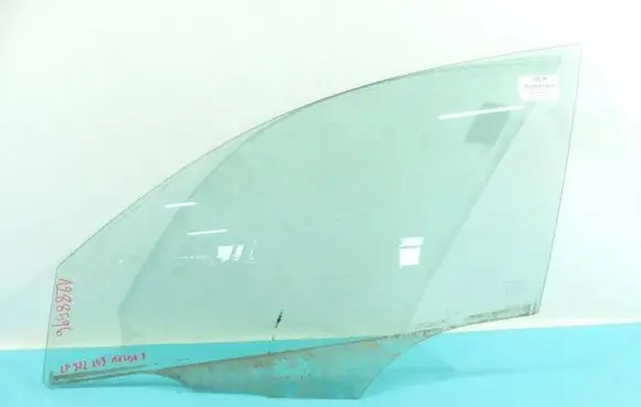 Mazda 3 I Front door window glass four-door IMPRK1288596