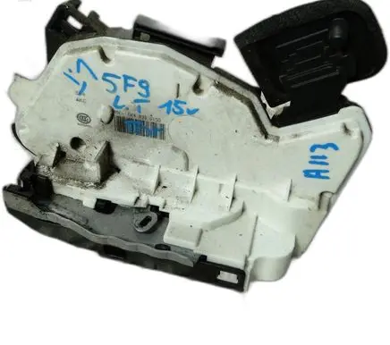 Seat Leon (5F) Front door lock