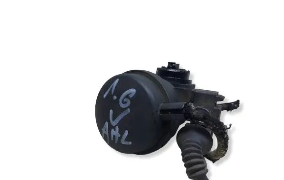 Audi A4 S4 B5 8D Vacuum valve 2900302439KASACJA 2900302439