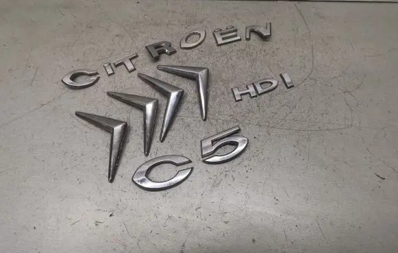 Citroen C5 Manufacturers badge/model letters 