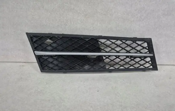 BMW 5 F10 F11 Front bumper lower grill 720070009
